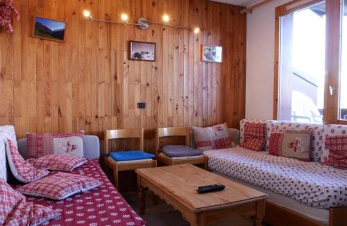 Montchavin Apartment | Résidence LE POMMERET - 4 Pièces pour 10 Personnes MAE-9614