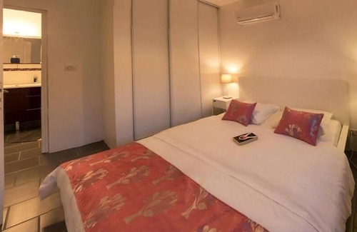 La Gaulette Apartment | Résidence Les Alizés - Bougainvilliers