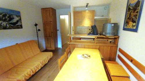 Vallouise-Pelvoux Apartment | Résidence Les Cytises - Agréable Studio de montagne 4 pers MAE-2764