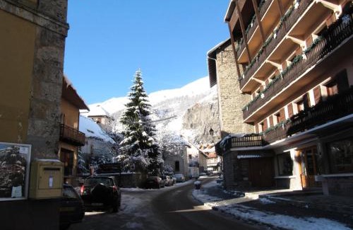 Valloire Apartment | Résidence Les Etoiles Des Neiges - 4 pièces 8/9 personnes exposé Sud MAE-9484