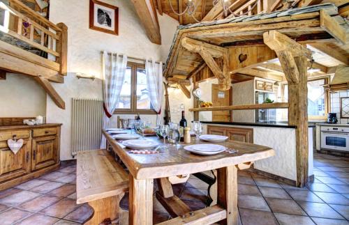 Morzine Ski Chalet | Résidence Lolana - Chalet Lolana - 14 Personnes - Morzine MAE-3791