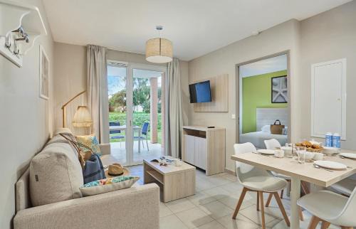 La Londe-les-Maures Apartment | Résidence Odalys Les Océanides