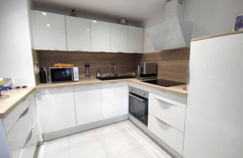 Villeneuve Loubet Beach Apartment | Résidence Pearl Beach - Piscine sur le Toit