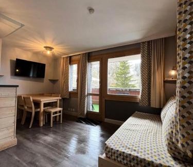 Plagne 1800 Apartment | Résidence Plagne Lauze - maeva Home - Appartement 2 Pièces 5 Personnes - Prestige MAE-4334