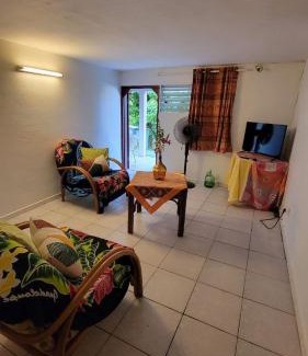 Sainte-Rose Apartment | Résidence Pom'Kanel