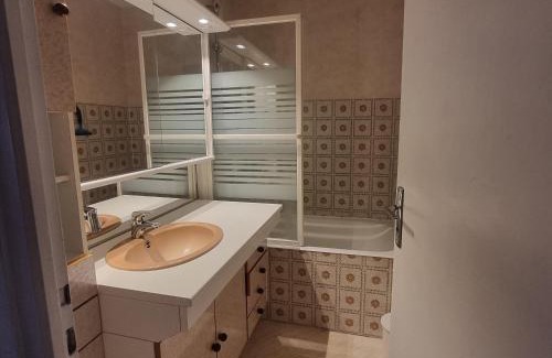 Jeux Apartment | Résidence Porthos C2-4pers-Alpe d'Huez-Centre Station
