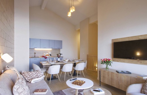 Huez Apartment | Résidence Prestige Odalys l'Éclose by Interhome