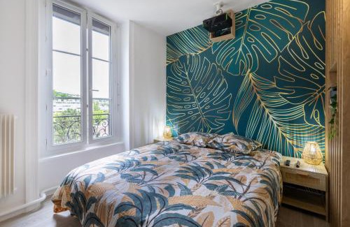 Royat Apartment | Rétro movies studio