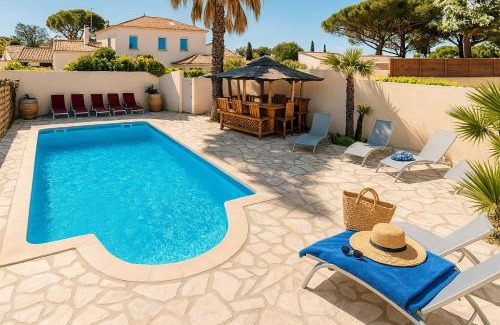 La Nartelle House | Rêve D'azur plage de la Nartelle, Mazet 35m2, parking, Piscine partagée, Terrasse BBQ & draps inclus