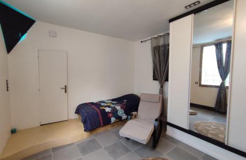 Chalons-en-Champagne Apartment | Rêve de Bulles 62m2 of charm 2 large bedrooms