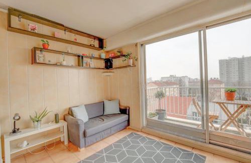 Le Pre-Saint-Gervais Apartment | Rêveries au Pré-Saint-Gervais