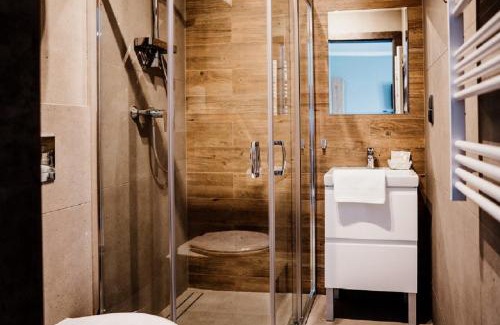 Zator Bed & Breakfast | Róża Rooms