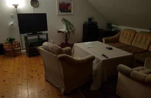 Hjo Municipality Bed & Breakfast | Röda Stallet Bed & Breakfast