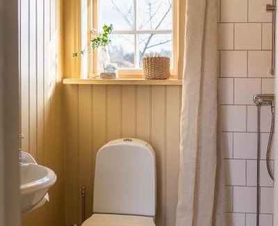 Farjestaden House | Röhällastugan