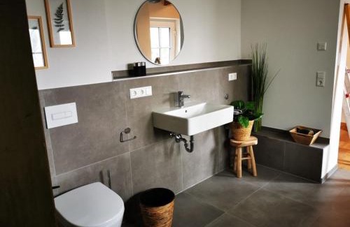 Schlier Apartment | Rösslerhof Ferienwohnung Rösslerweiher