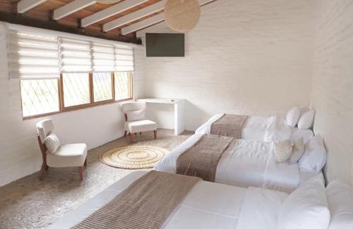 Banos de Agua Santa Bed & Breakfast | Rústic Quinta La Aurora