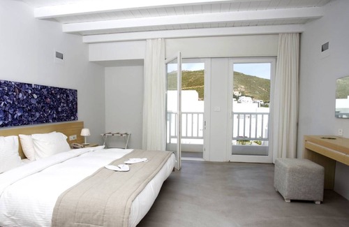 Grikos Villa | R 1213 Leisure Suites & Spa - Maisonette with Private Pool -