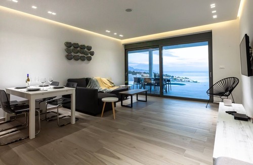 Vlicha Villa | R 1217 Vivar Villa Faros With Veranda, Side Sea View & Safe Deposit Box