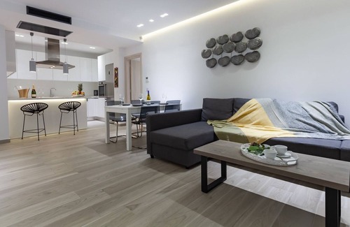 Vlicha Villa | R 1217 Vivar Villa Faros With Veranda, Side Sea View & Safe Deposit Box