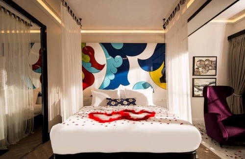 Sultanahmet House | R 1547 Sura Hagia Sophia Hotel with Garden, Terrace, Barbeque Grill, and Library