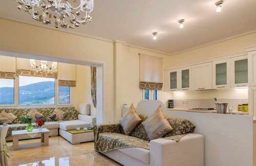 Samos Apartment | R 3121 Villa Fielding With Wi-Fi Internet Access.Side Sea View & Garden View