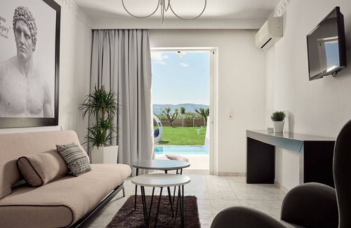 Kalamaki Apartment | R 821 Deluxe Suite with Private Pool Maid Service Breakfast Included