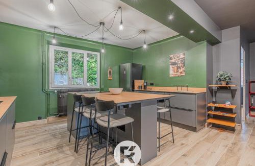 Noyarey Apartment | R'Apparts T4 Urban Loft