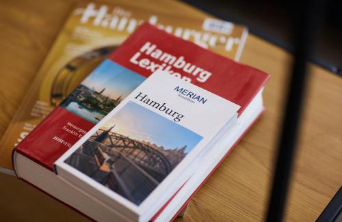 Langenhorn Apartment | R B Apartment Hamburg Comfort am Flughafen für 1-5 Personen - ideal für Geschäftsreisende und Familien - Küche - Smart TV - kostenloser Parkplatz
