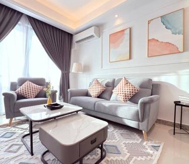 Central District Apartment | R&F Seine Region by ANJU