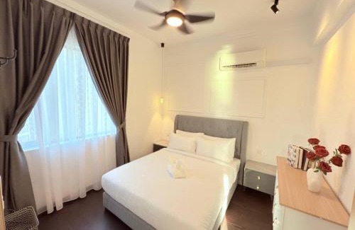 Central District Apartment | R&F Seine Region by ANJU