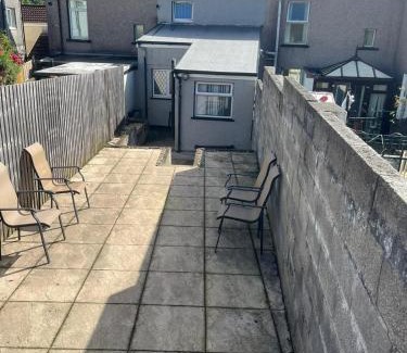 Merthyr Vale Apartment | R&Gs