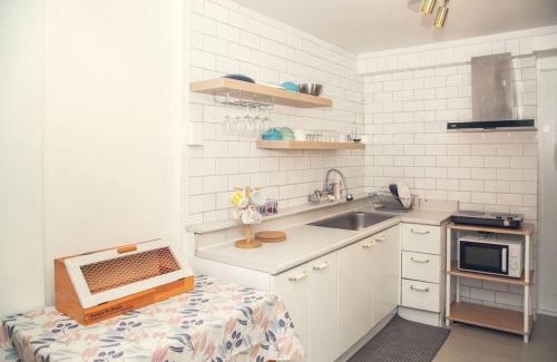 Itaewon Apartment | R House