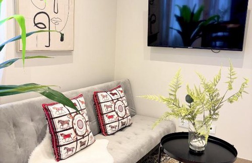 Pradolongo Apartment | R&K Apartment Madrid