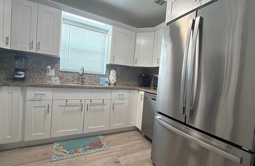 Marathon House | R & K's Marathon Paradise 2/2 Duplex w/35` Dock &