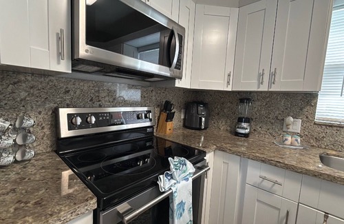 Marathon House | R & K's Marathon Paradise 2/2 Duplex w/35` Dock &