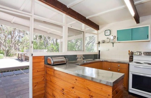 Surf Coast House | R&R at Point Roadknight
