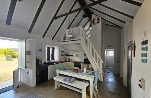 Struisbaai House | R&R on Chlamys Langezandt Fisherman's Village