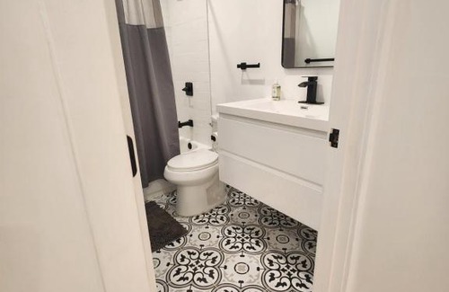 Boyle Heights Hotel | R&R Suites