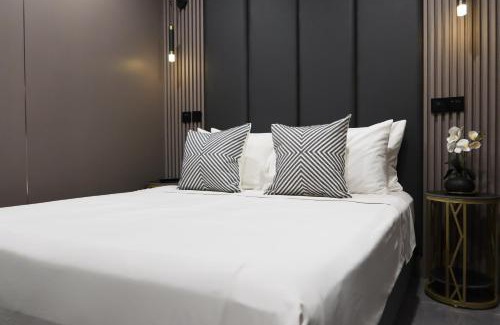 Singapore River Apartment | R Residences