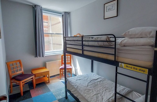 Leeds City Center Hostel | R S Hostels - leeds