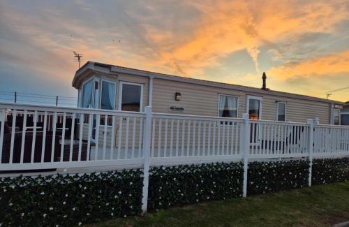 Kinmel Bay Resort | R14 golden sands