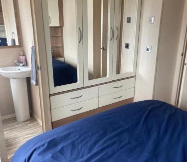 Kinmel Bay Resort | R14 golden sands