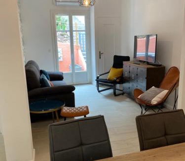 Agay Apartment | R1G-120 m plage-2 ch-jardin