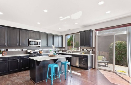 Renton House | R4: RAINIER VILLA