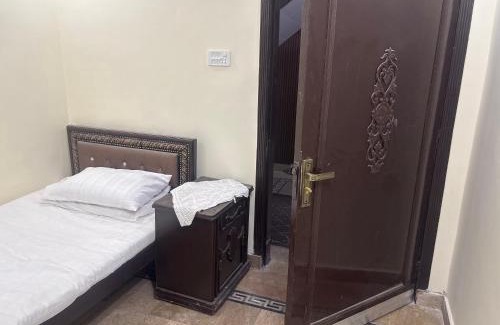 Lahore Apartment | RA Guest House
