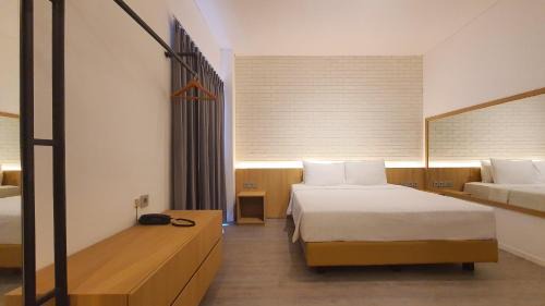 Mampang Prapatan Hotel | Ra Inn Kemang