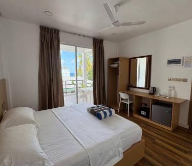 Mahibadhoo Hotel | Raalhu Fonu Maldives