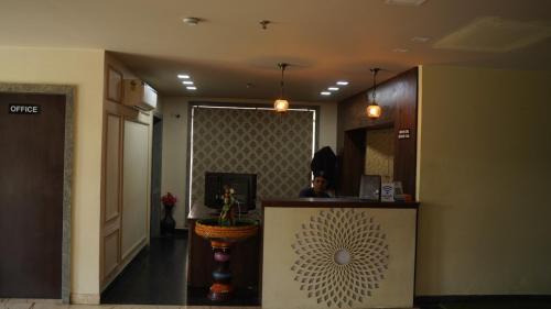 Amer Fort Road Hotel | Raas Mahal-Hotel In Jaipur Near Tourist Places