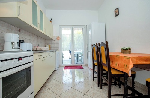 Rab Apartment | Rab Oasis Apartment Retreat
