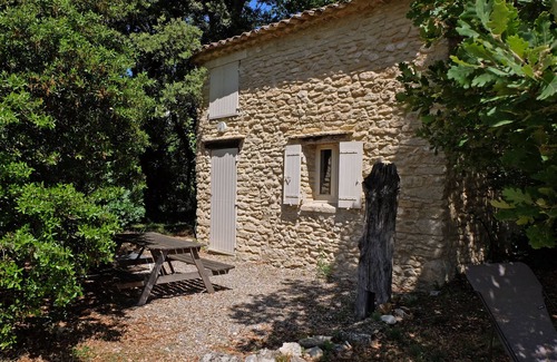Gordes Cottage | RABASSO: pretty shed in the middle of nature.